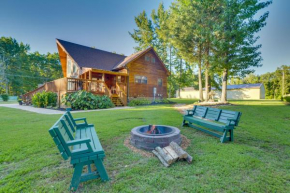 Fishermans Paradise with Fire Pit and Lake Access!